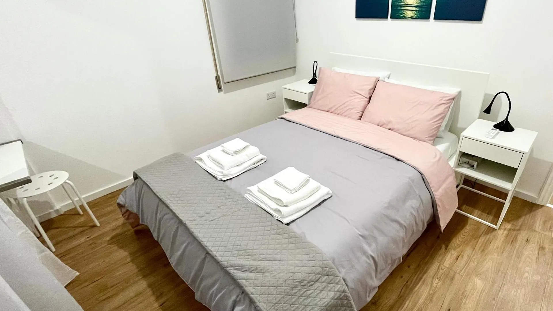 Modern Apartment Near Mckenzie Beach Larnaca Cyprus